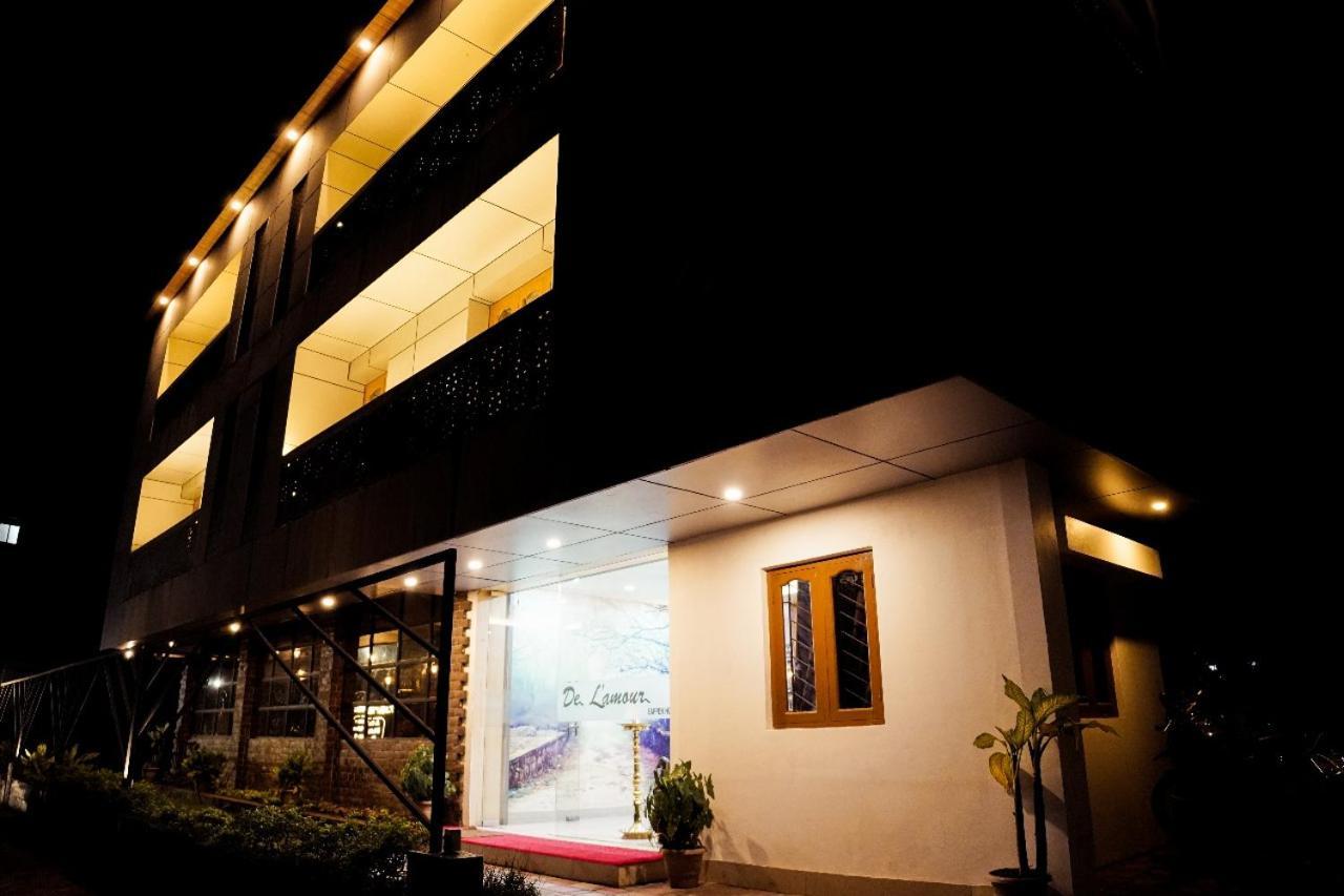 Hotel De L'Amour Port Blair Extérieur photo